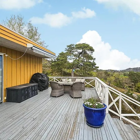 Leuke Woning In Tjodalyng Met Keuken * Ula